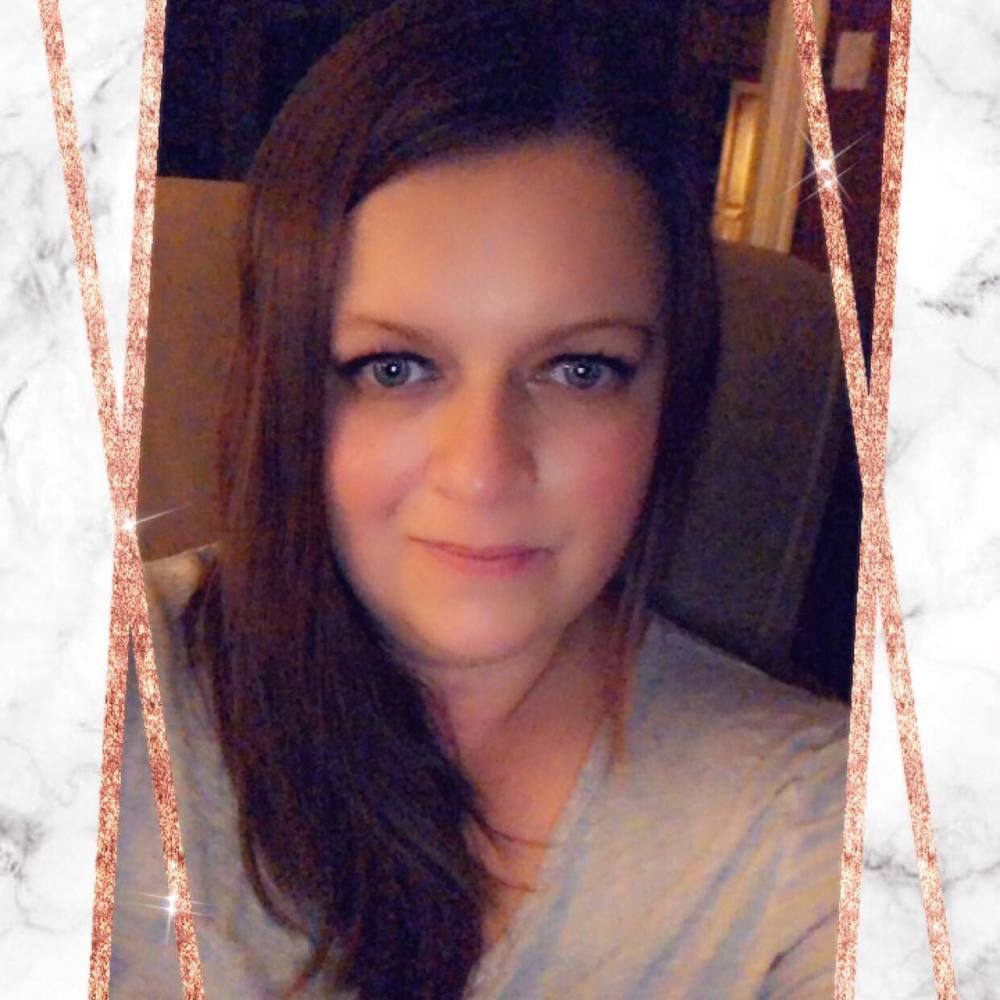Meet your Posher, Carla